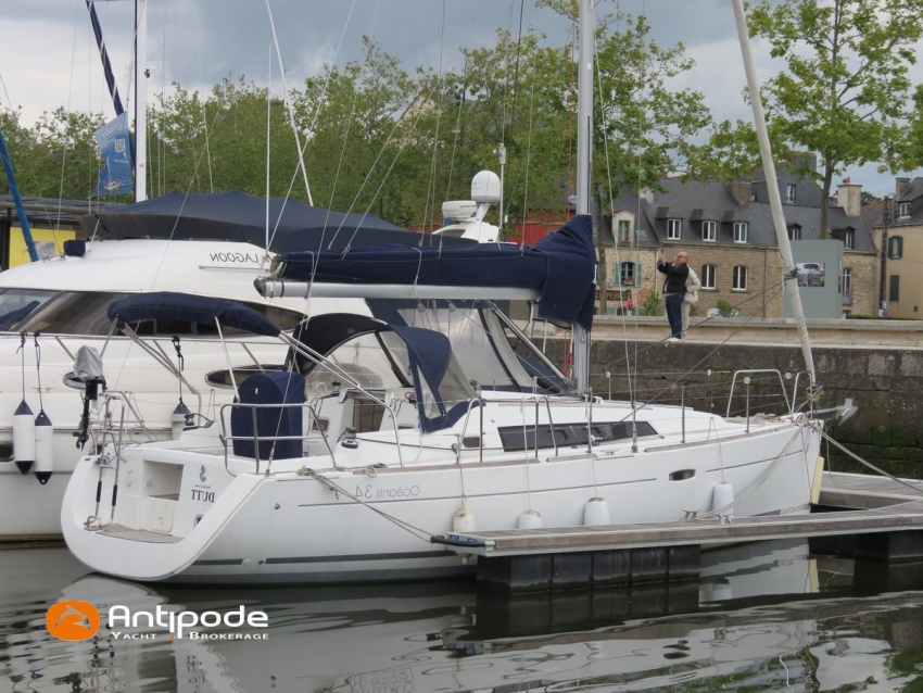 For sale  OCEANIS 34 de 2009 For sale - photo 1