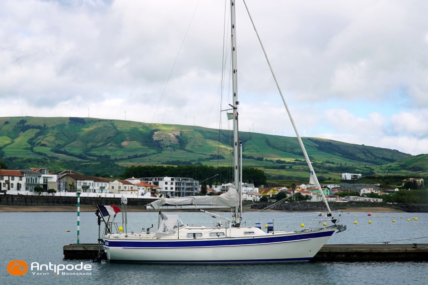 For sale  HALLBERG RASSY 29 de 1987 For sale - photo 1